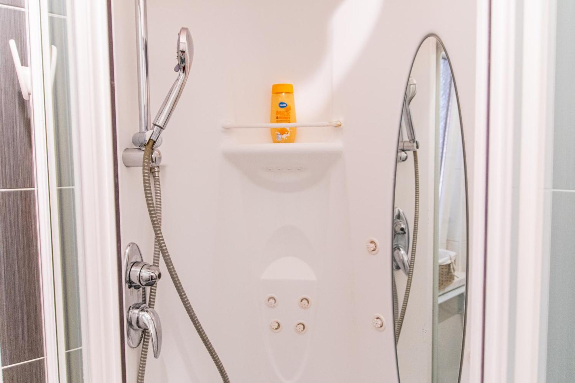 Apartamento Flexible Selfcheckins 57 - Zagreb - Parking - New Exterior foto